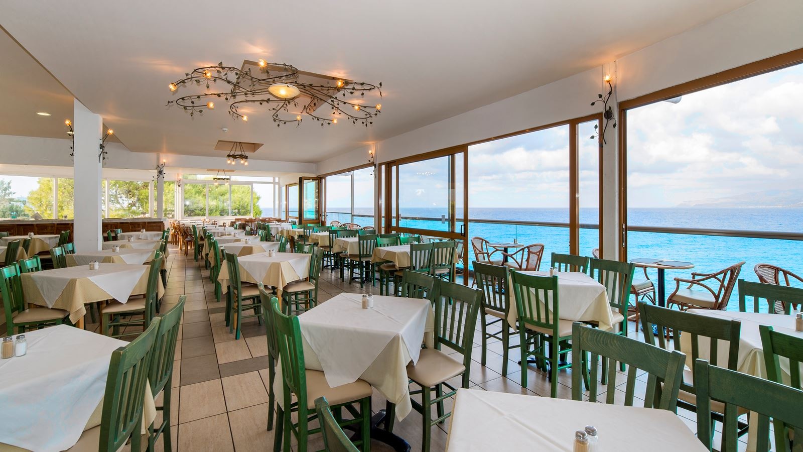 restaurants-main-restaurant