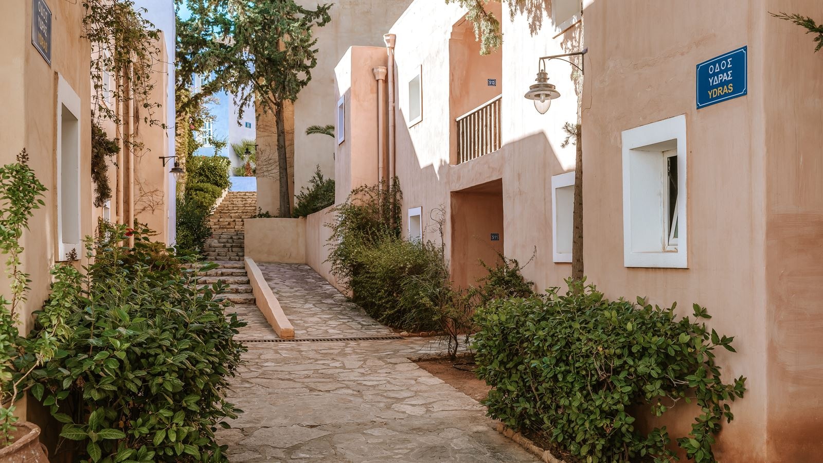 rooms-family-apartment-1-bedroom-village-view