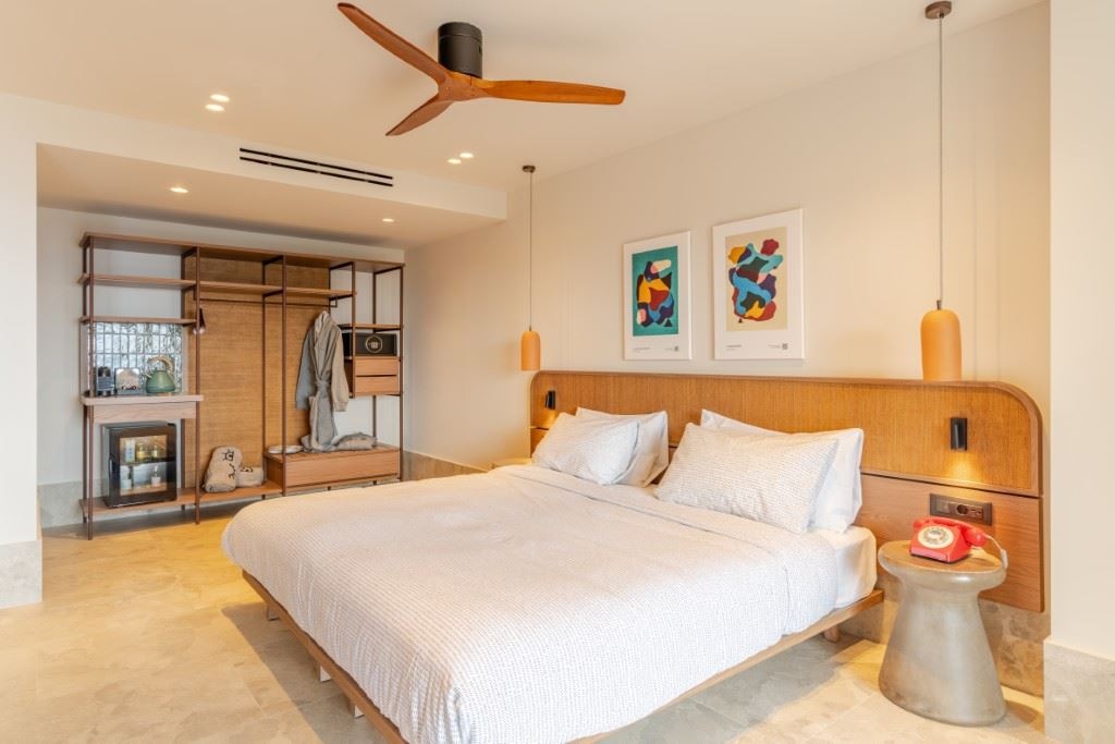 rooms-beach-house-private-pool-sea-view