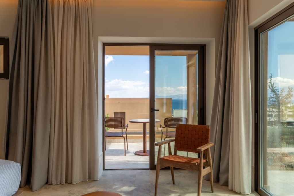 rooms-loft-plunge-pool-sea-view