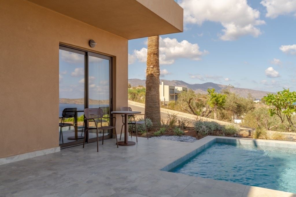 rooms-loft-plunge-pool-sea-view