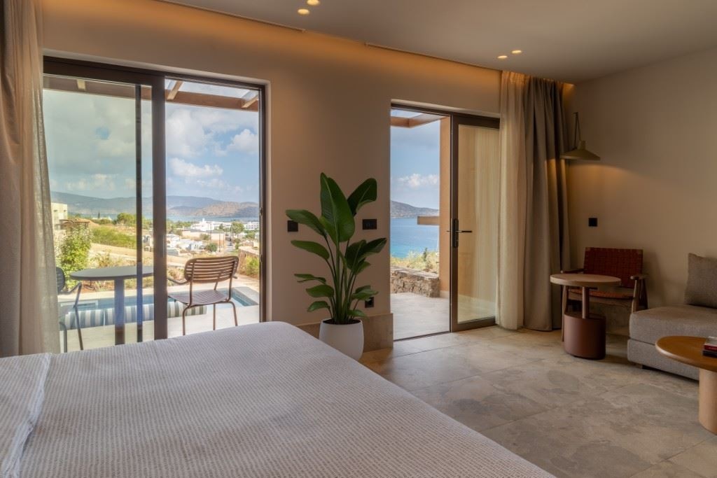 rooms-loft-plunge-pool-sea-view