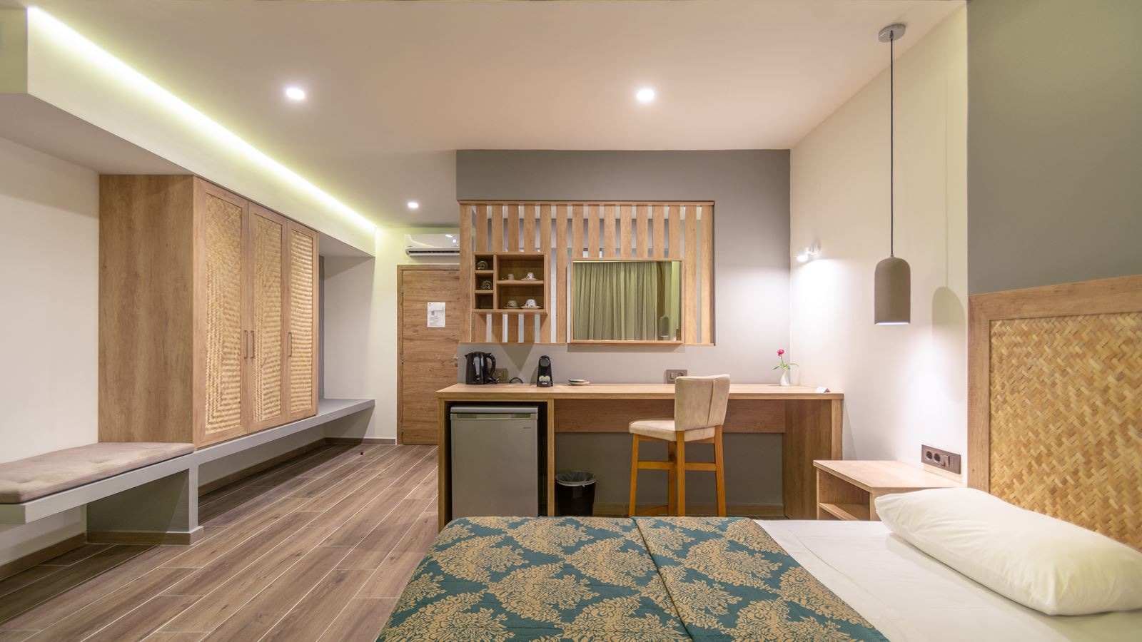 rooms-superior-room-with-sea-view