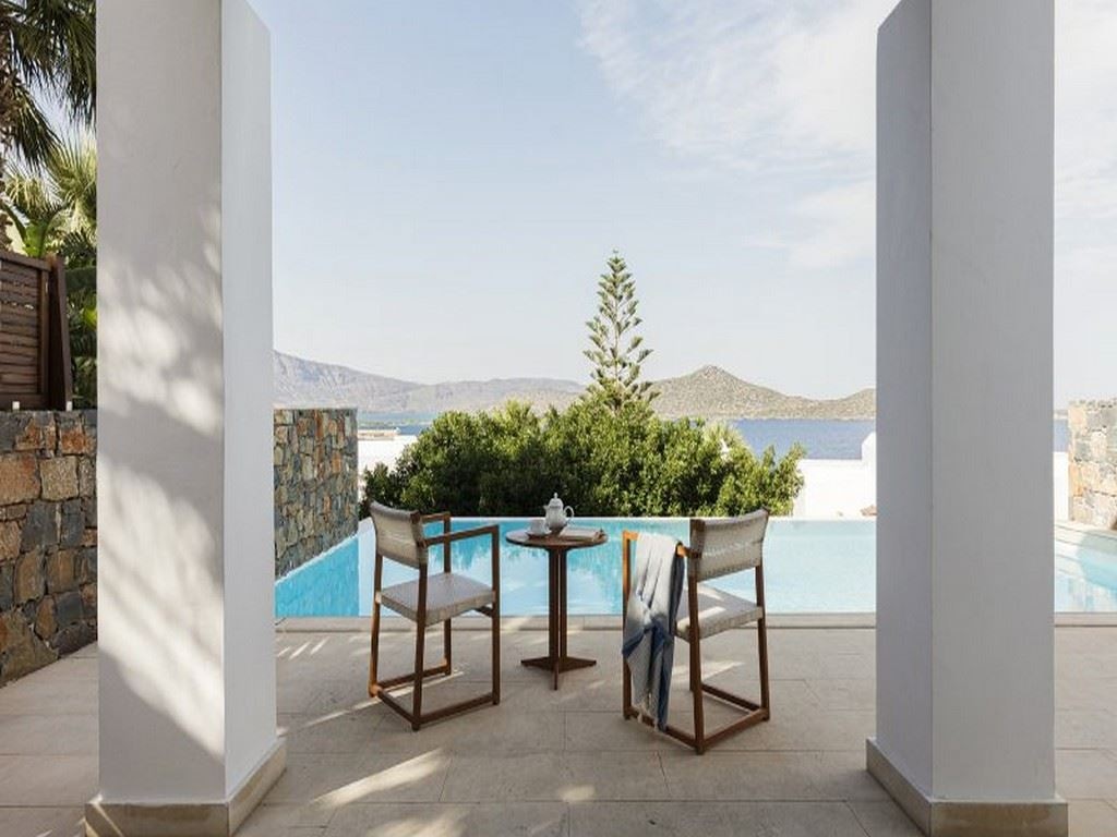 rooms-bungalow-sea-view-privet-pool