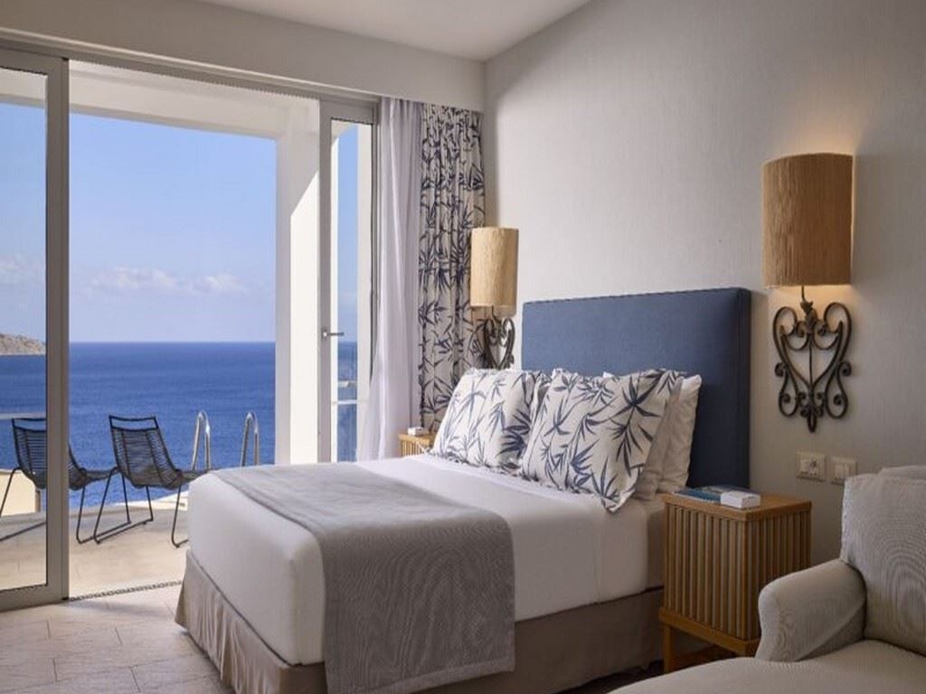 rooms-bungalow-sea-view-privet-pool