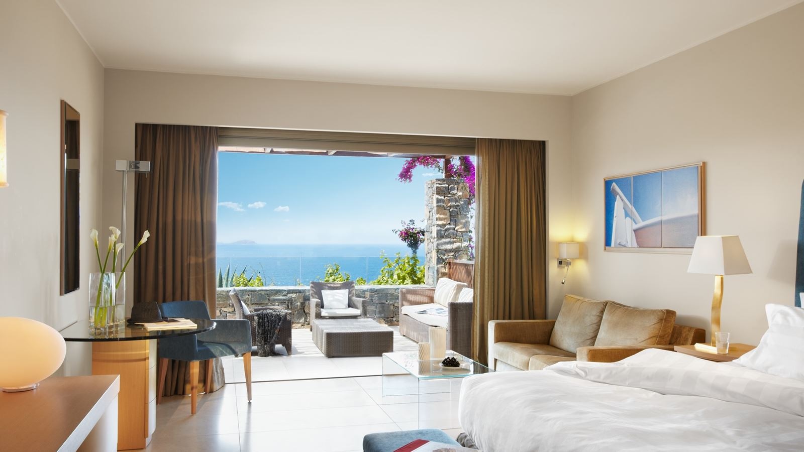 rooms-deluxe-room-sea-view-single-use