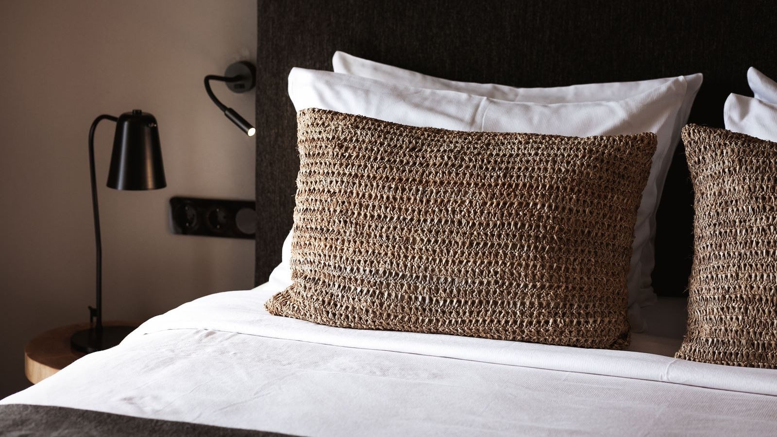 rooms-family-suite-sv-with-private-pool