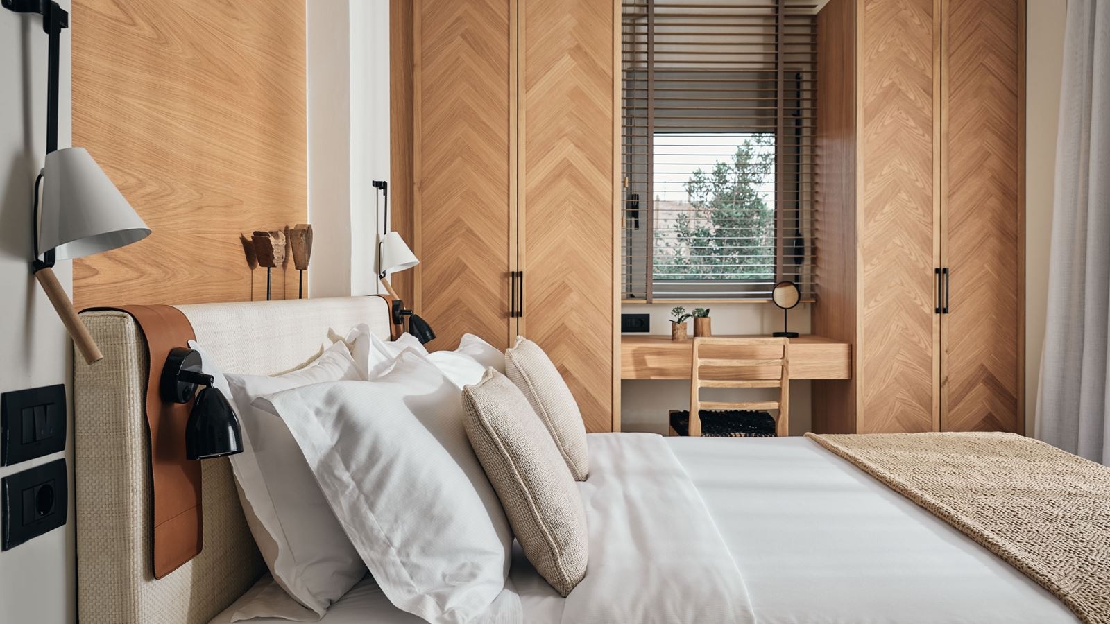 rooms-domes-private-residences-two-bedrooms-with-private-pool