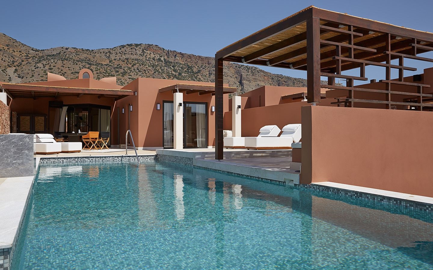 rooms-domes-luxury-residences-two-bedrooms-with-private-pool