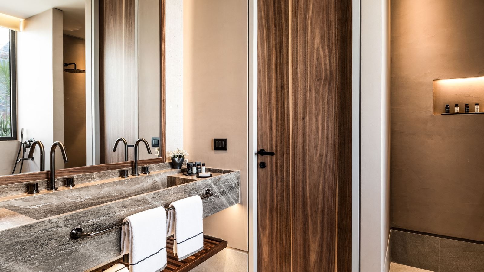 rooms-core-residence-two-bedroom-with-private-pool