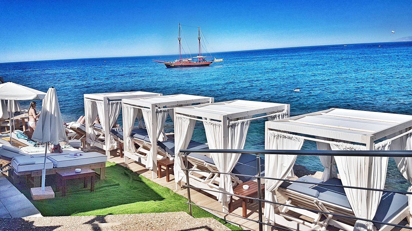 restaurants-scorpio-restaurant-a-la-carte