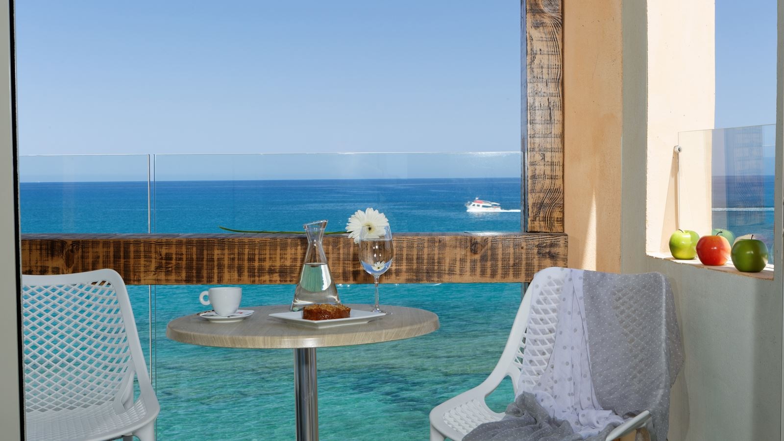 rooms-double-room-sea-view