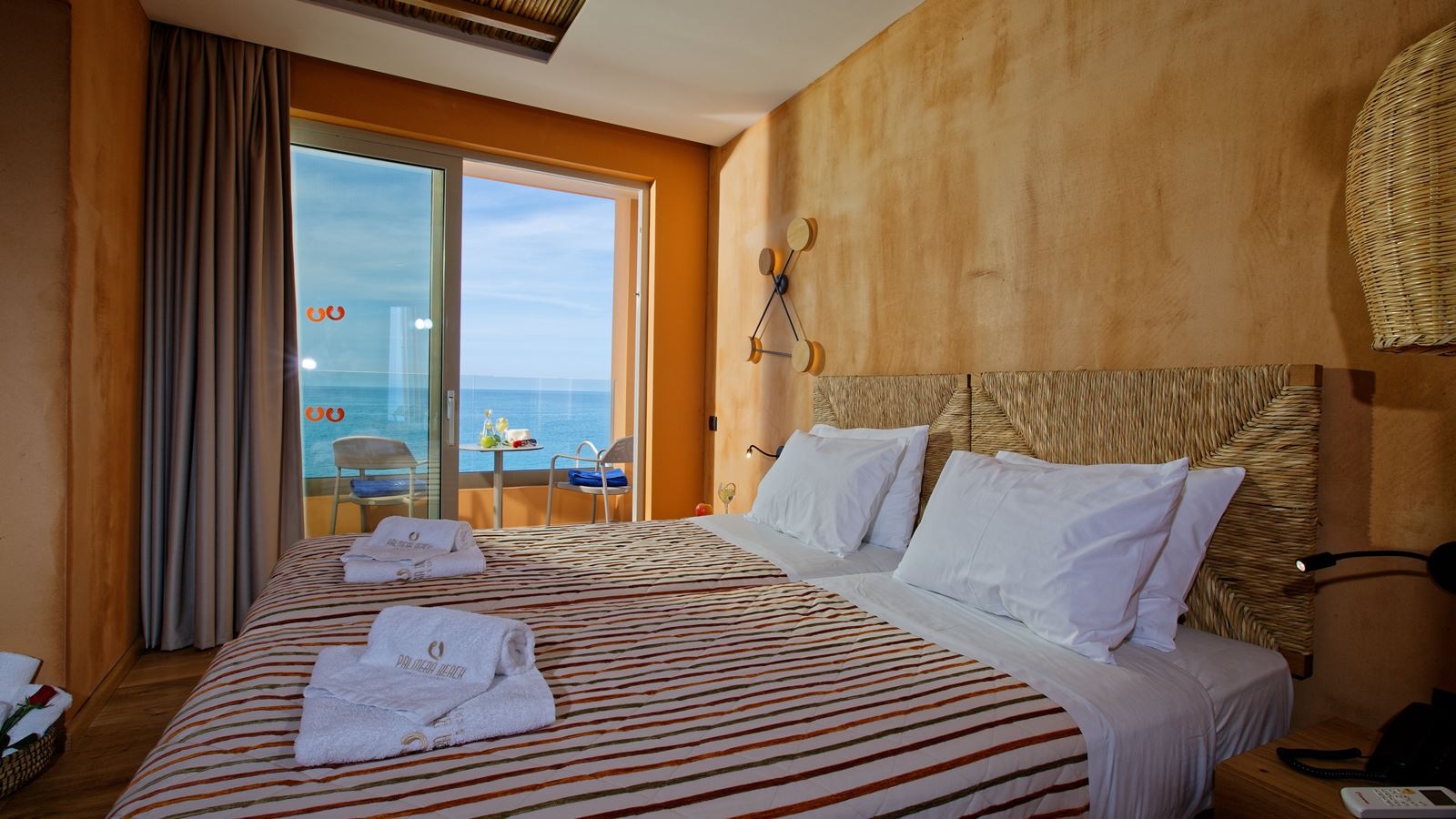 rooms-superior-room-sea-view