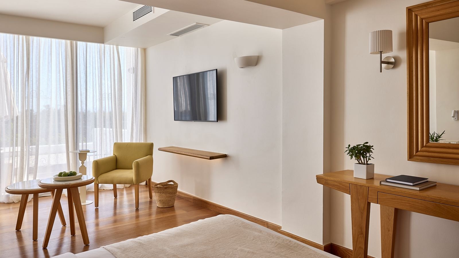 rooms-classic-junior-suite-sea-view