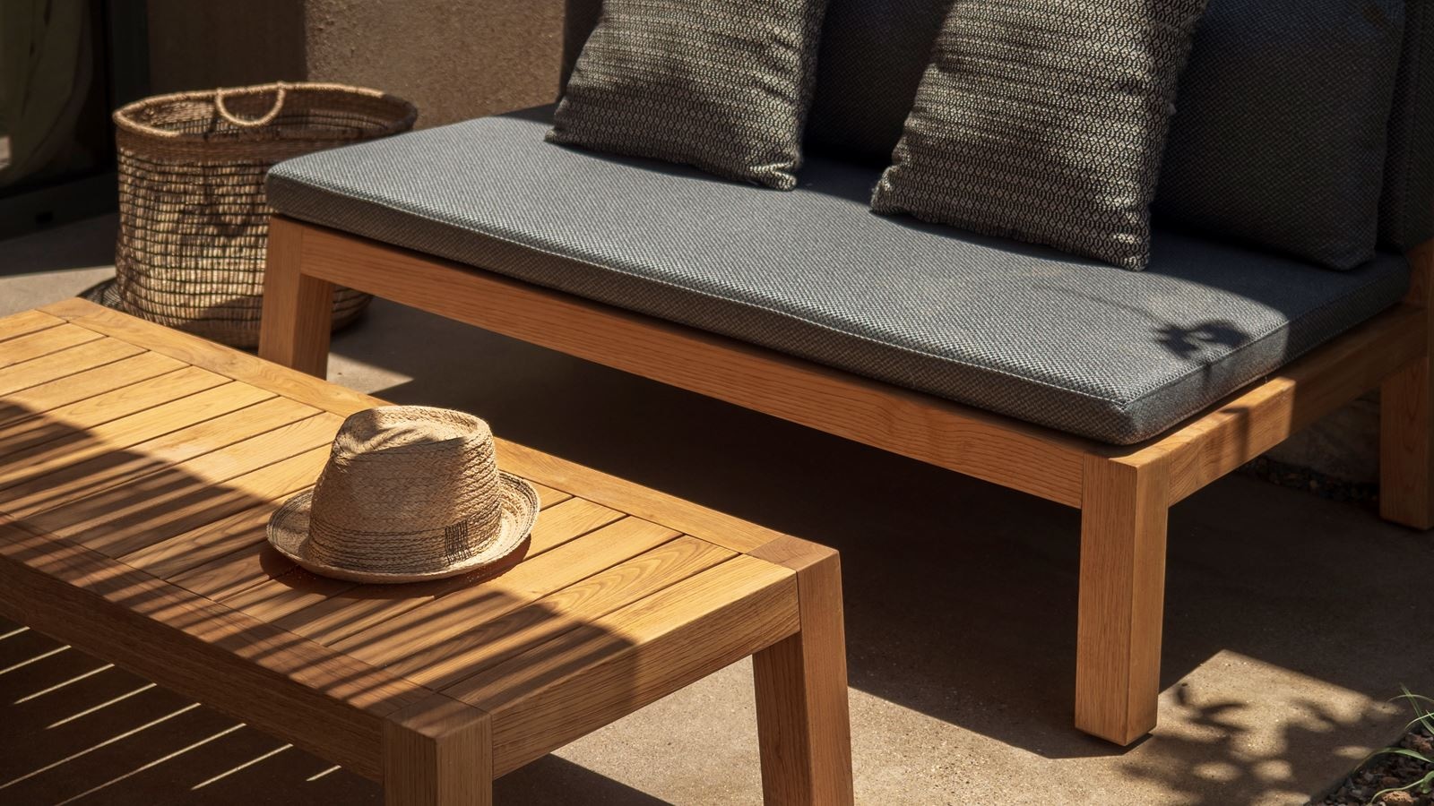 rooms-euphoria-junior-suite-private-pool