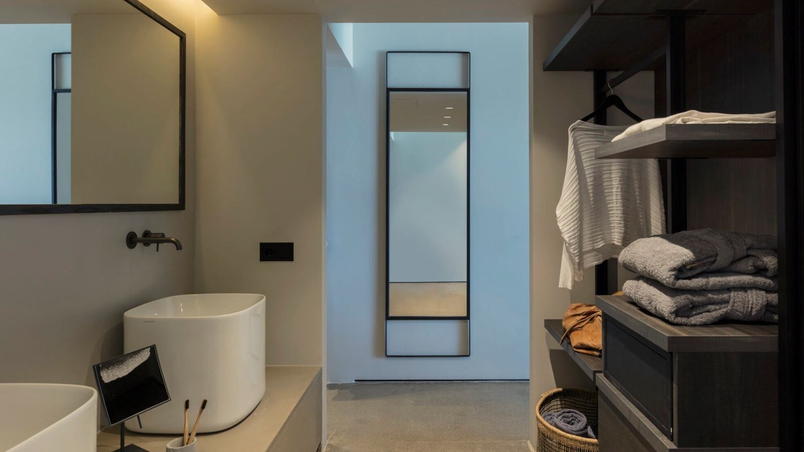 rooms-f-zeen-junior-suite-sea-view-with-garden