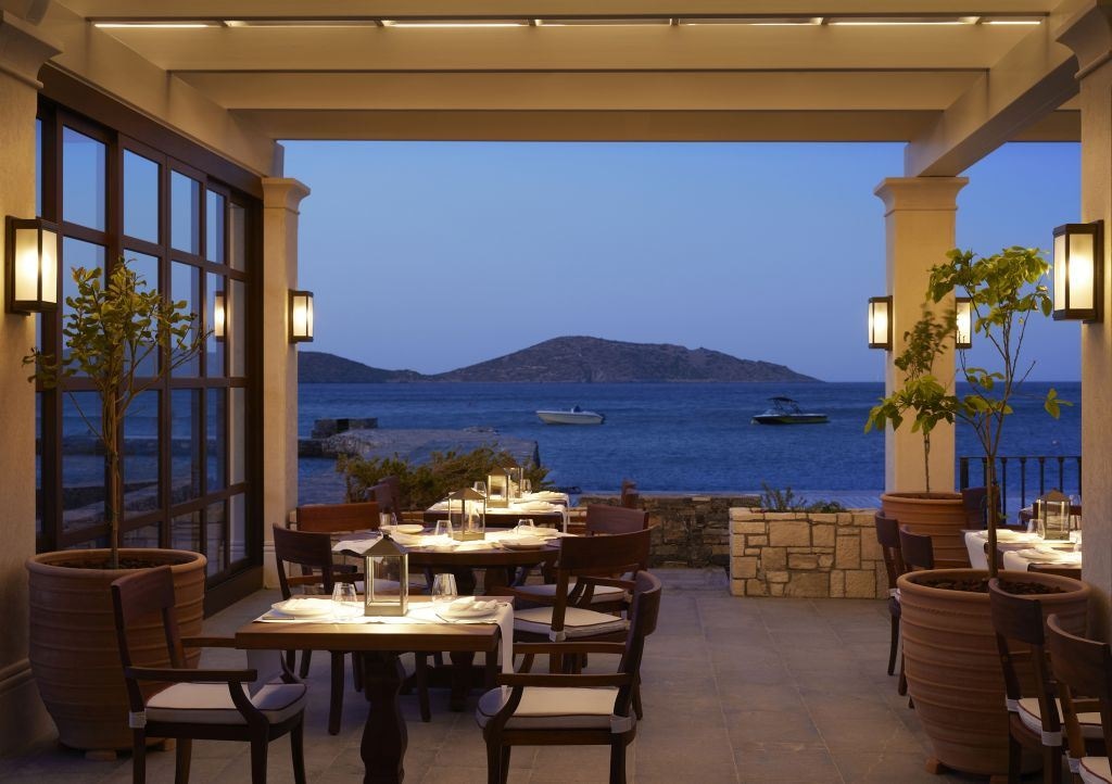 restaurants-il-borro-tuscan-bistro-elounda