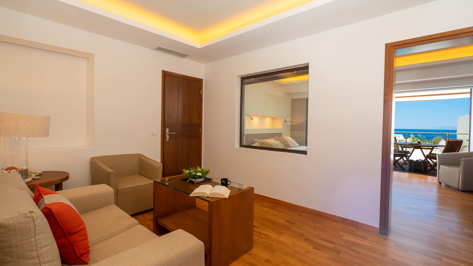 rooms-superior-2bedroom-suite-sea-view--private-pool