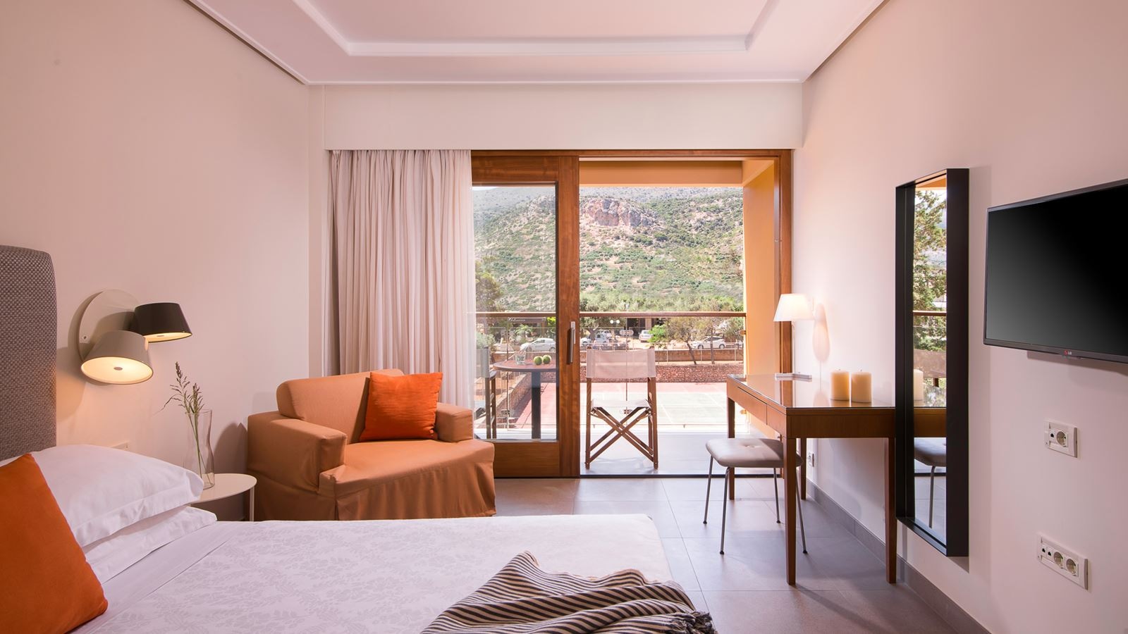 rooms-superior-room-mountain-view