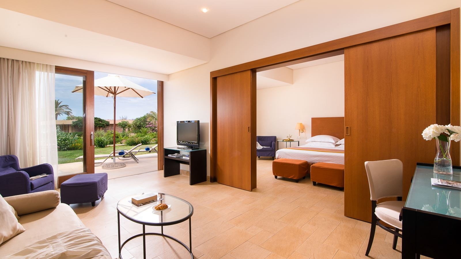 rooms-superior-hotelbungalow-suite-sea-view