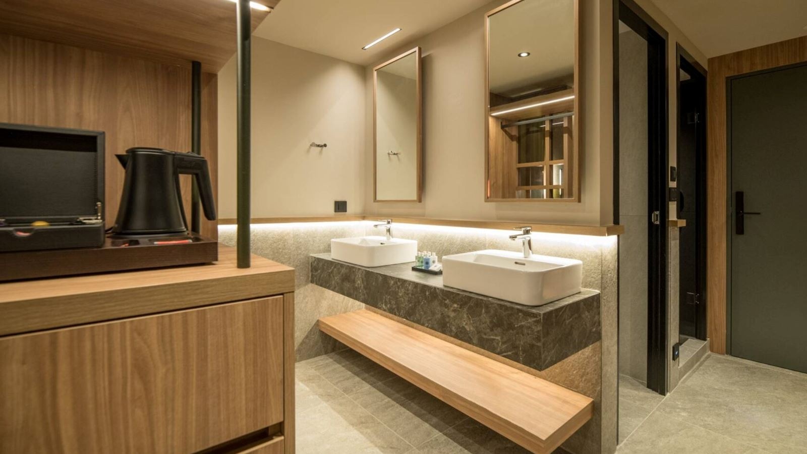 rooms-family-garden-view-maisonette