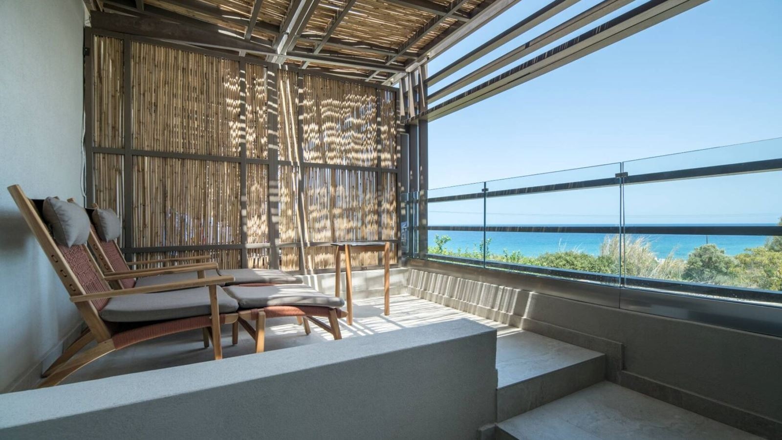 rooms-serenity-suite-sea-view