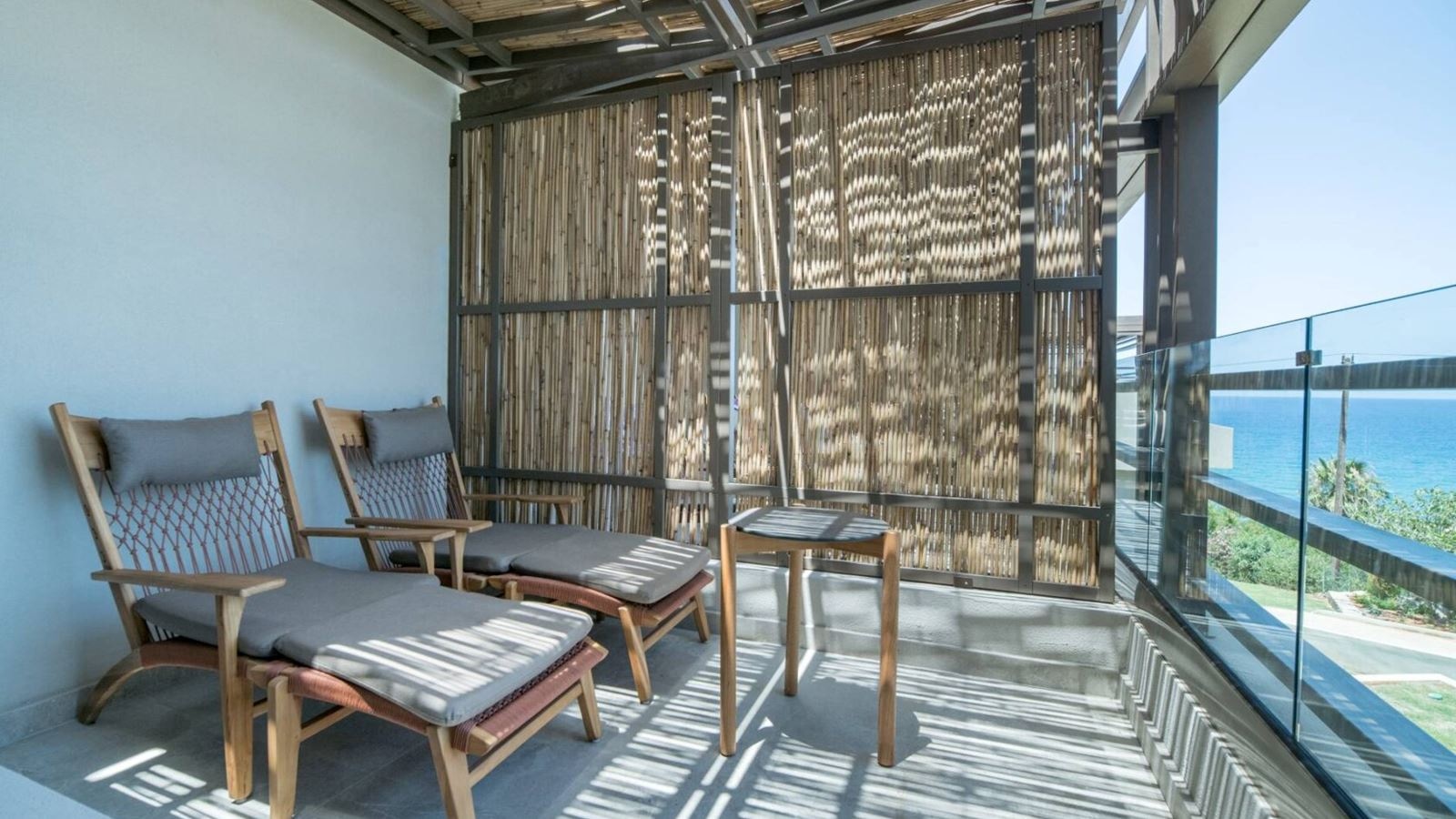 rooms-serenity-suite-sea-view