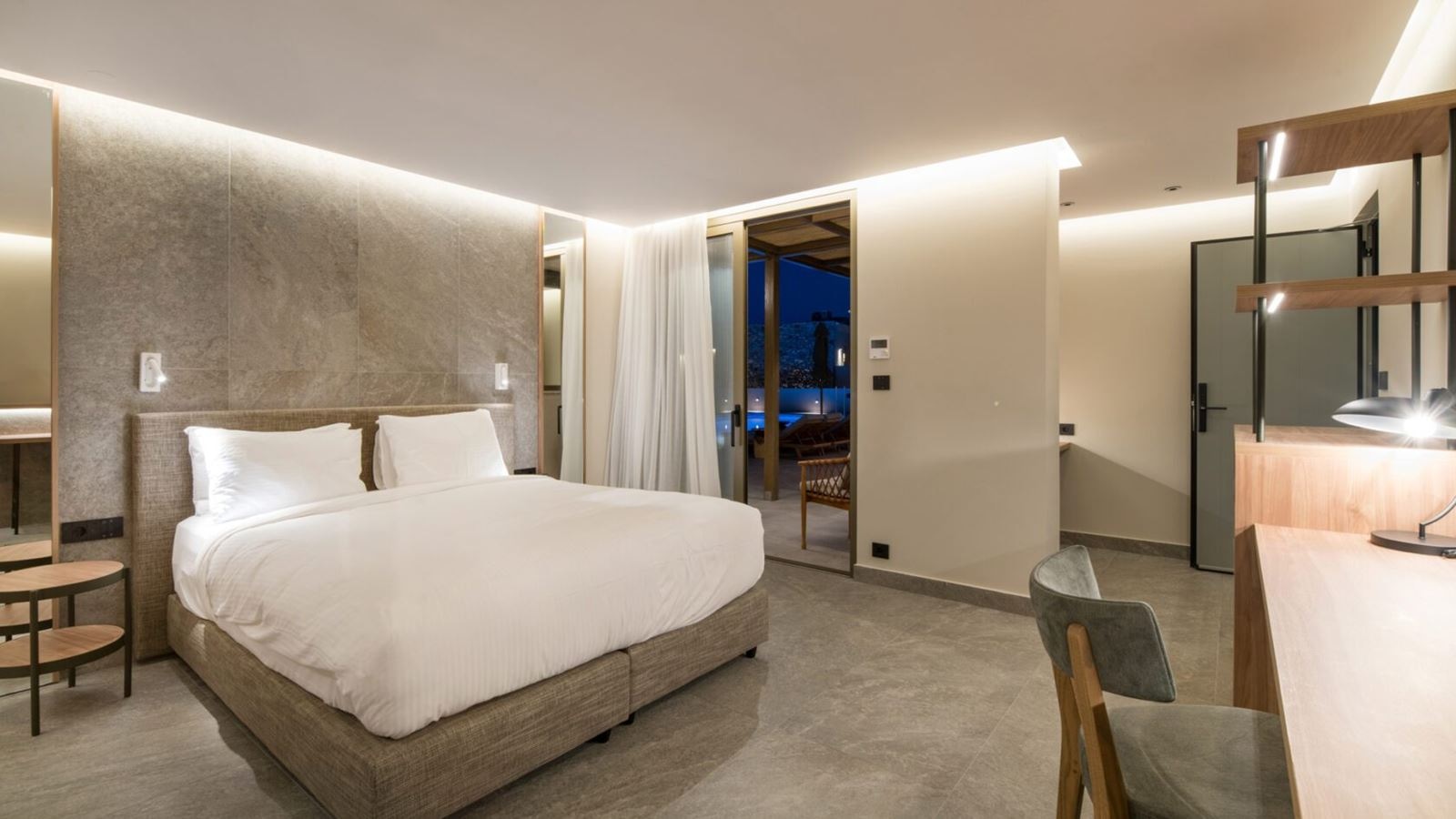 rooms-clasic-double-garden-view-sharing-pool