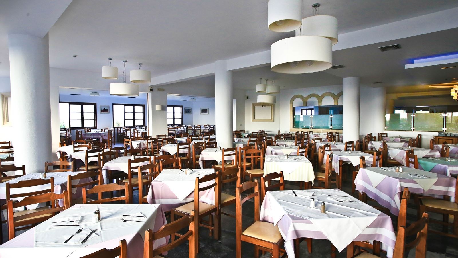 restaurants-main-restaurant
