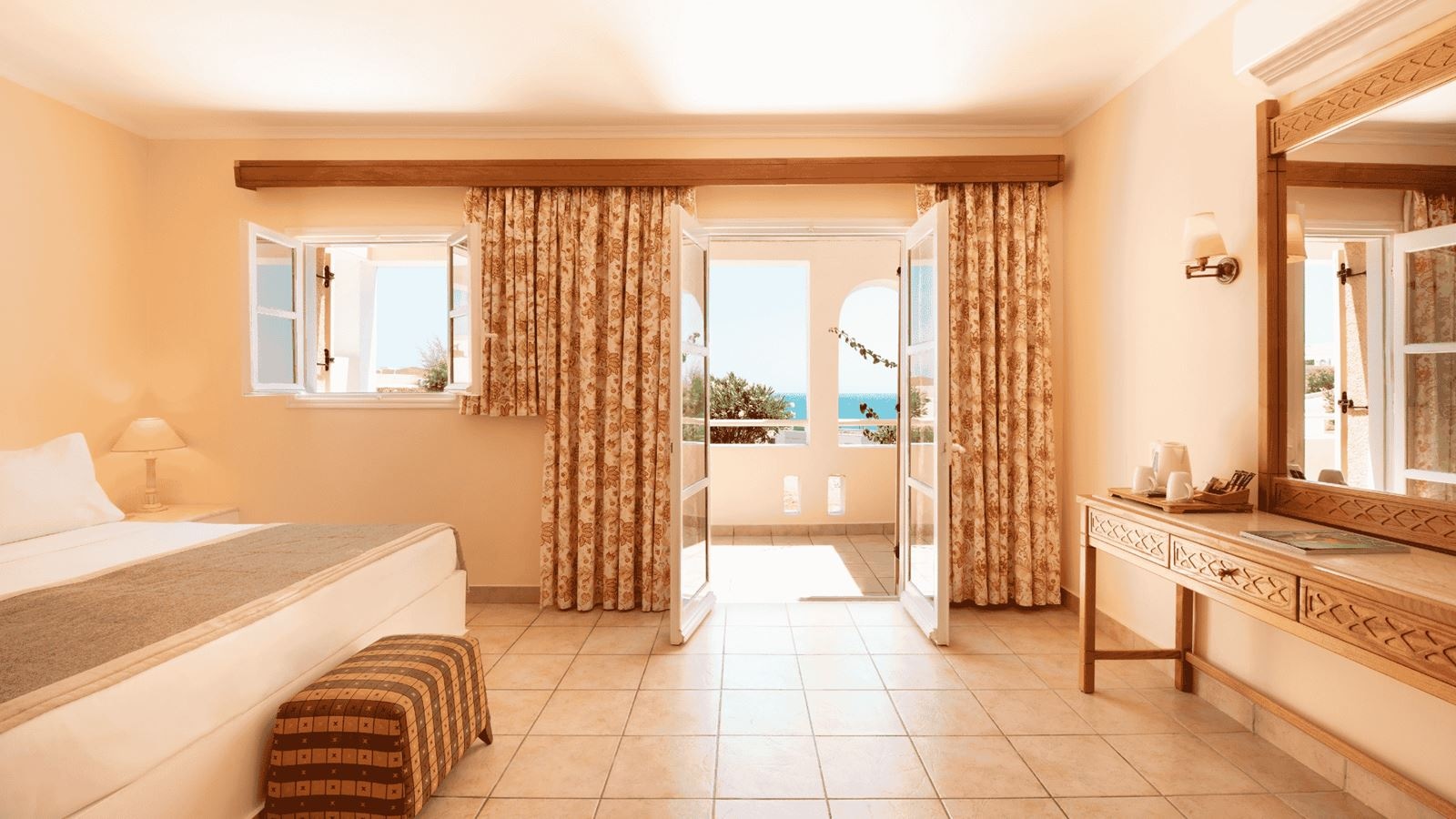 rooms-family-suite-sea-view
