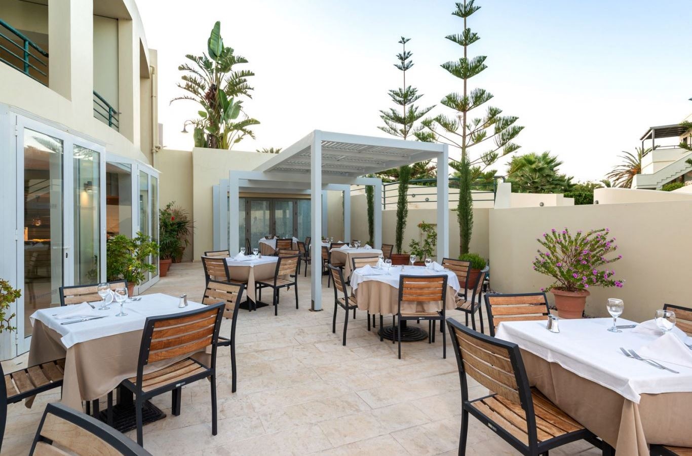 restaurants-restaurants