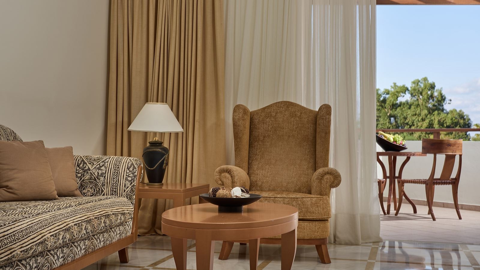 rooms-suite-deluxe-panorama