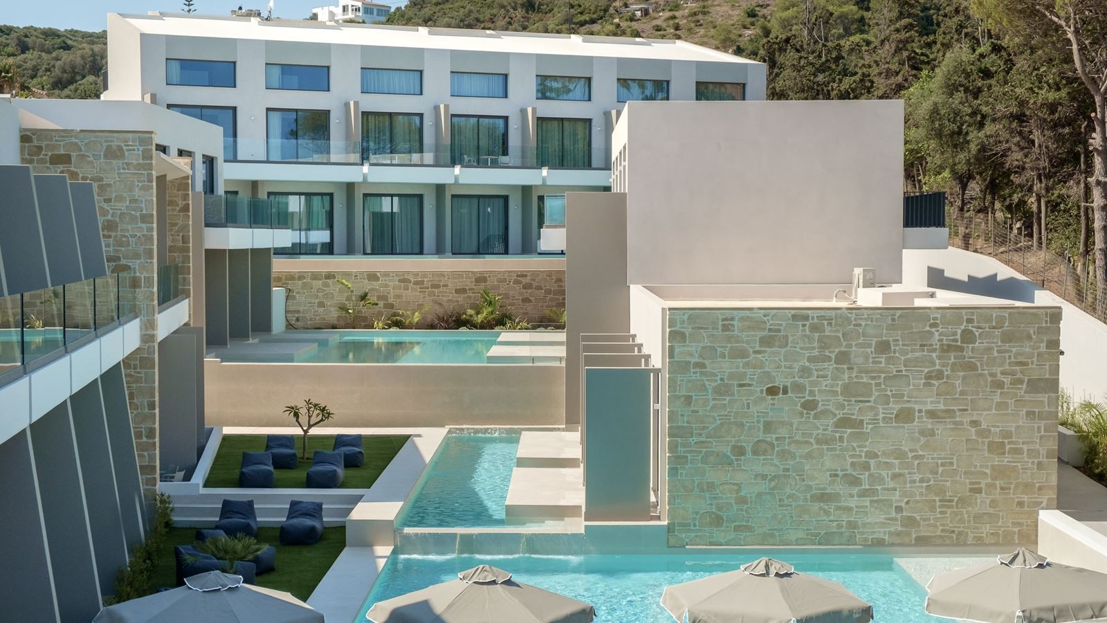 rooms-junior-suite-swimup