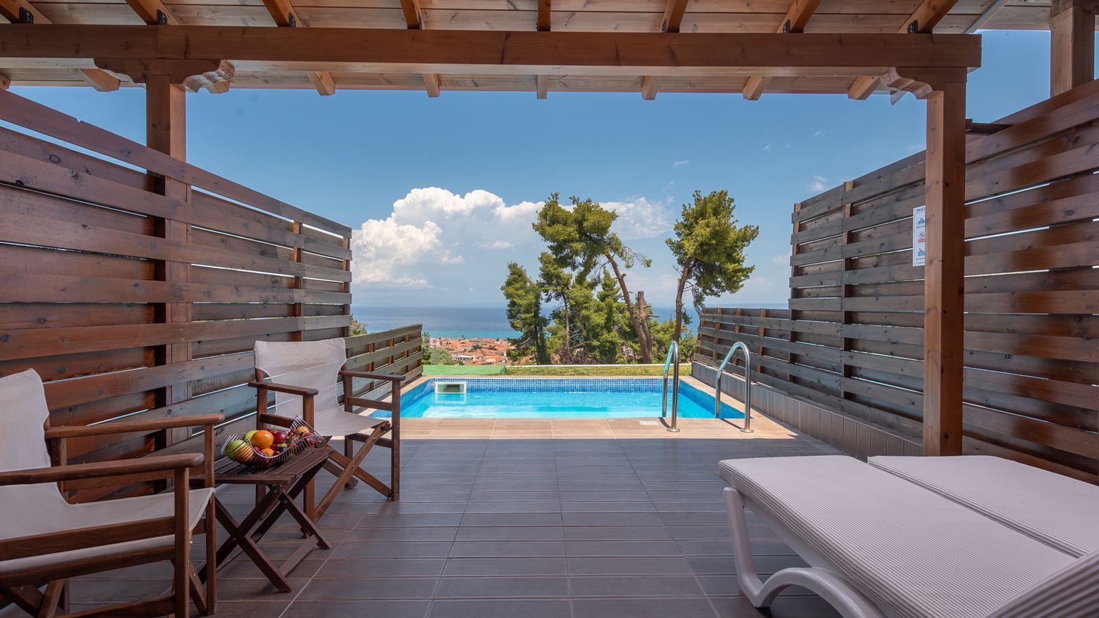 rooms-junior-suite-with-private-pool