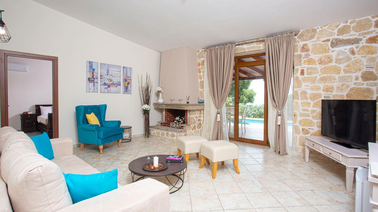 rooms-executive-suite-with-2-bedrooms-and-private-pool-villa