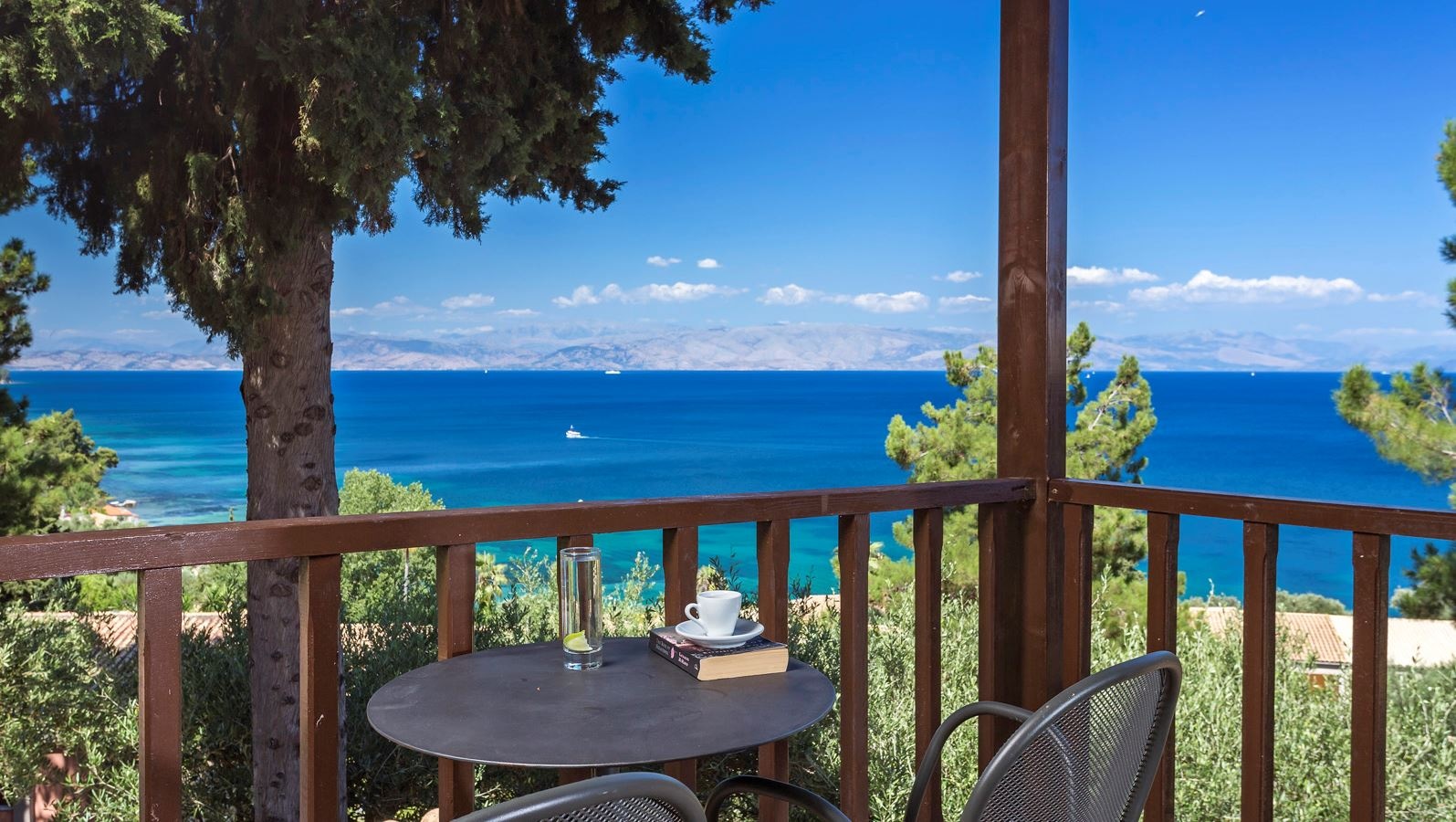 rooms-bungalow-double-room-sea-view