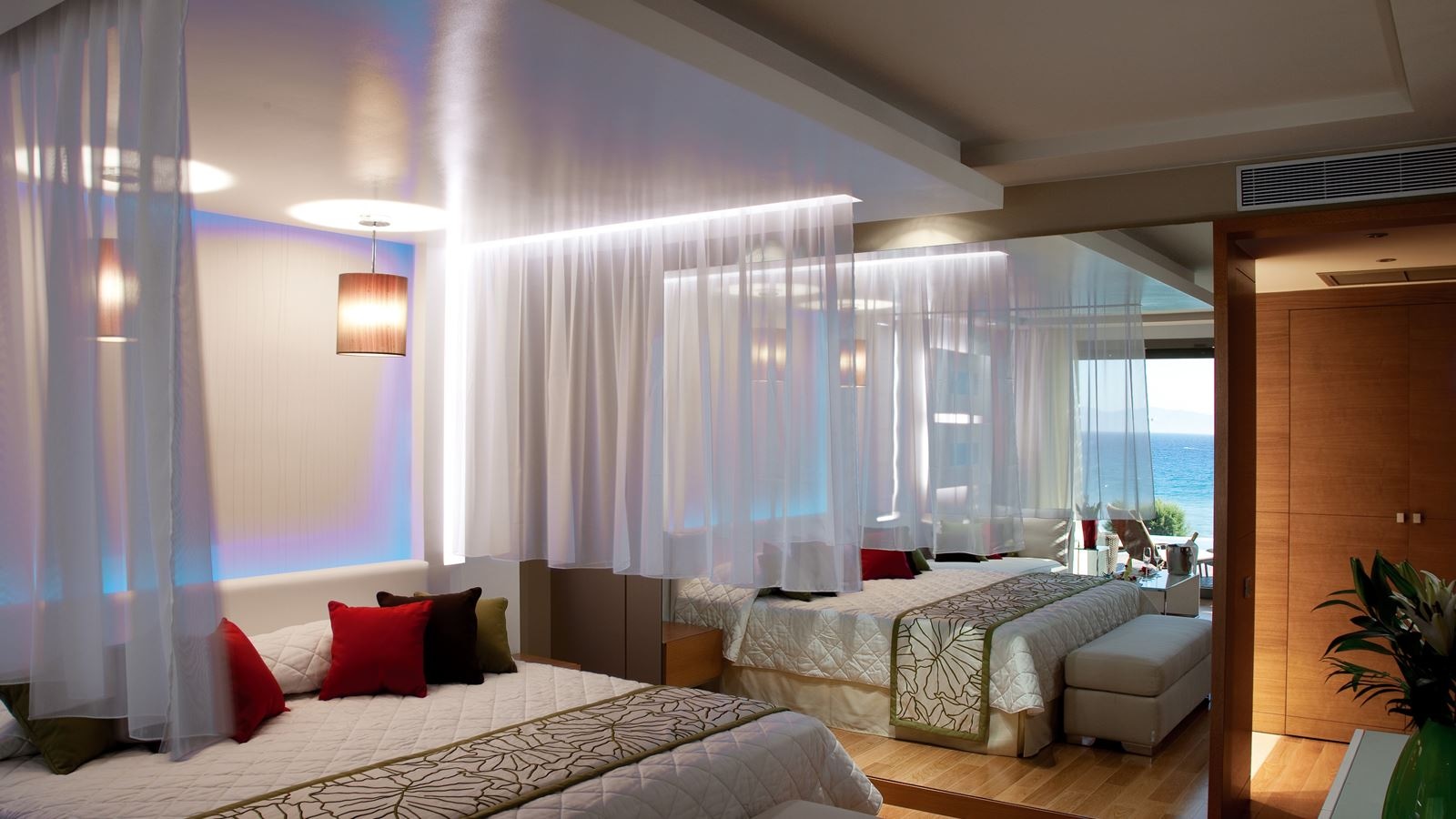 rooms-elite-presidential-suite-sea-view-private-pool