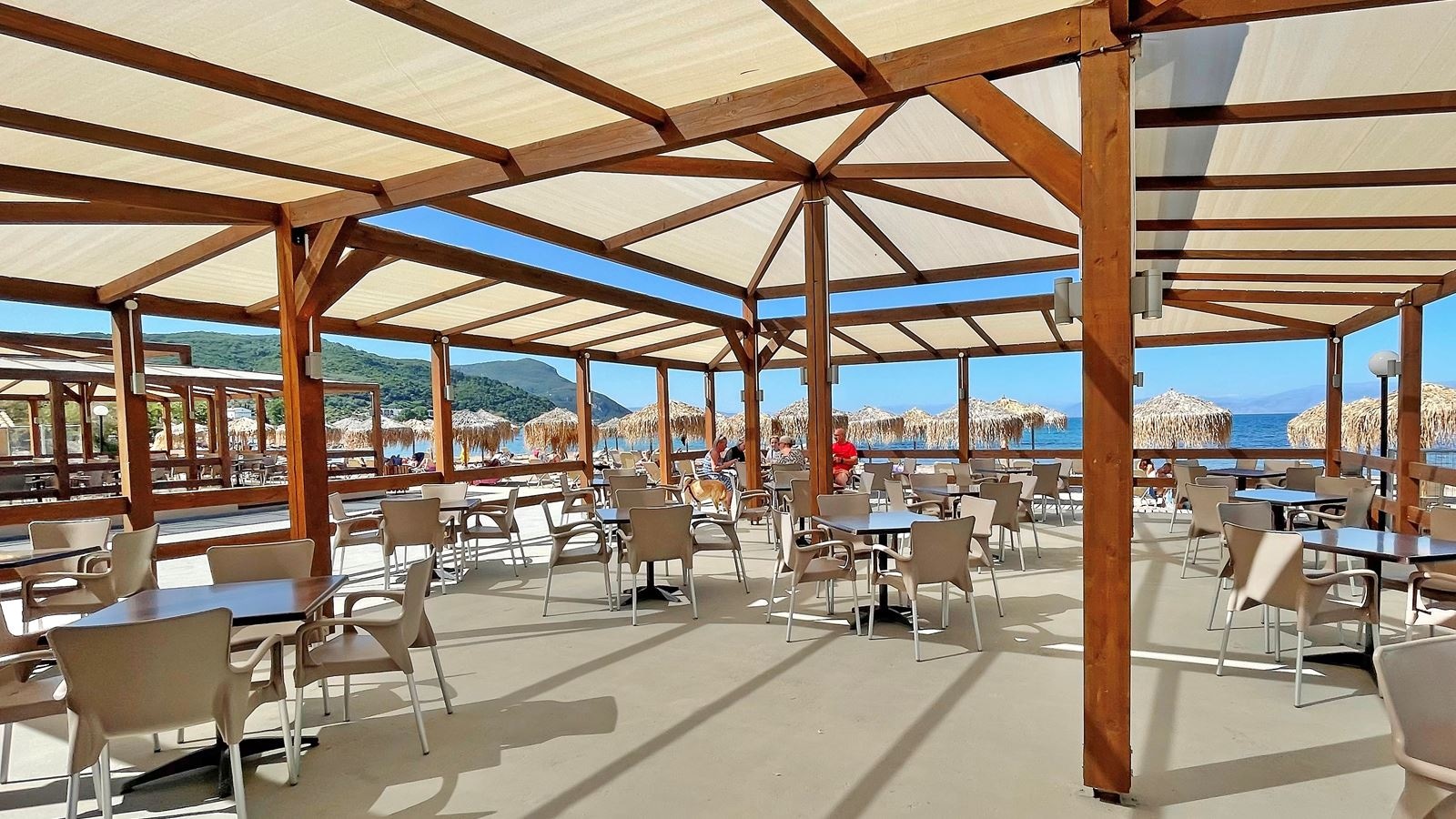 restaurants-beach-restaurant