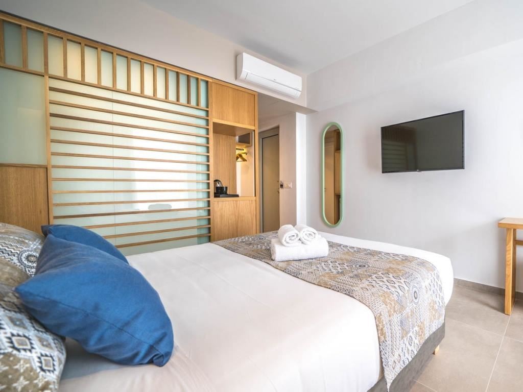 rooms-double-standard-garden-view