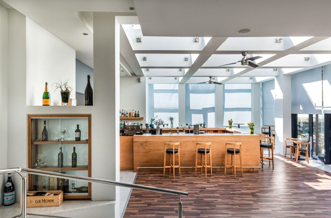 restaurants-restaurants