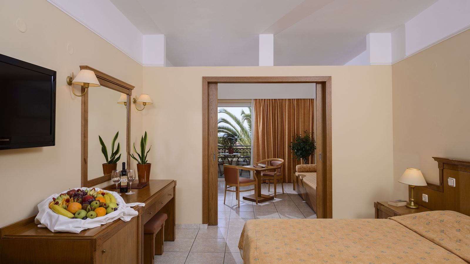 rooms-family-room-land-view