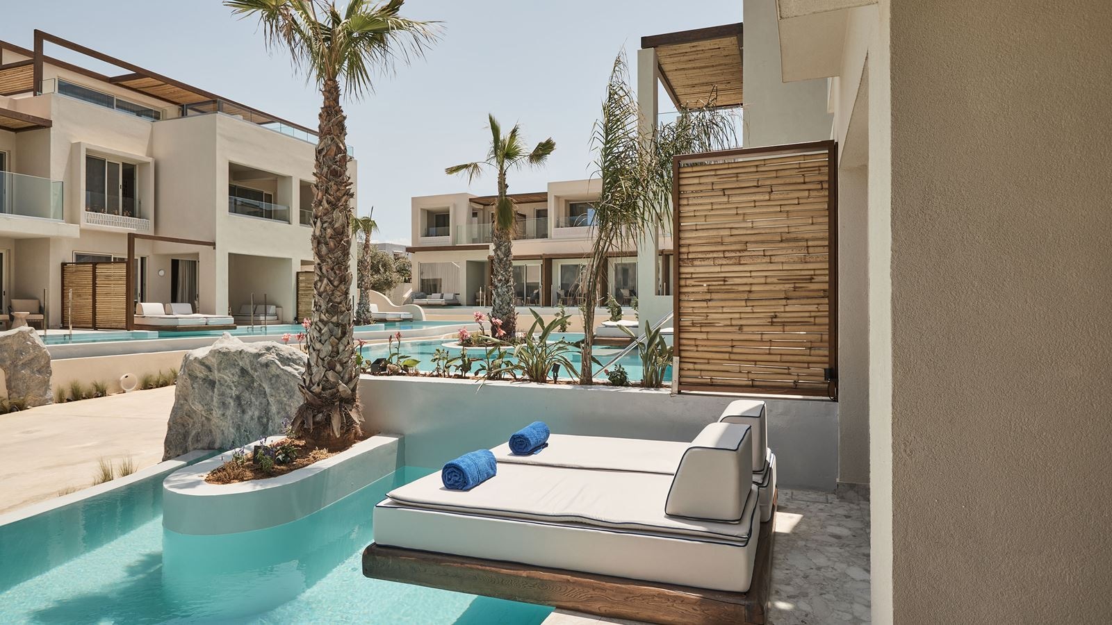 rooms-junior-suite-privatepool