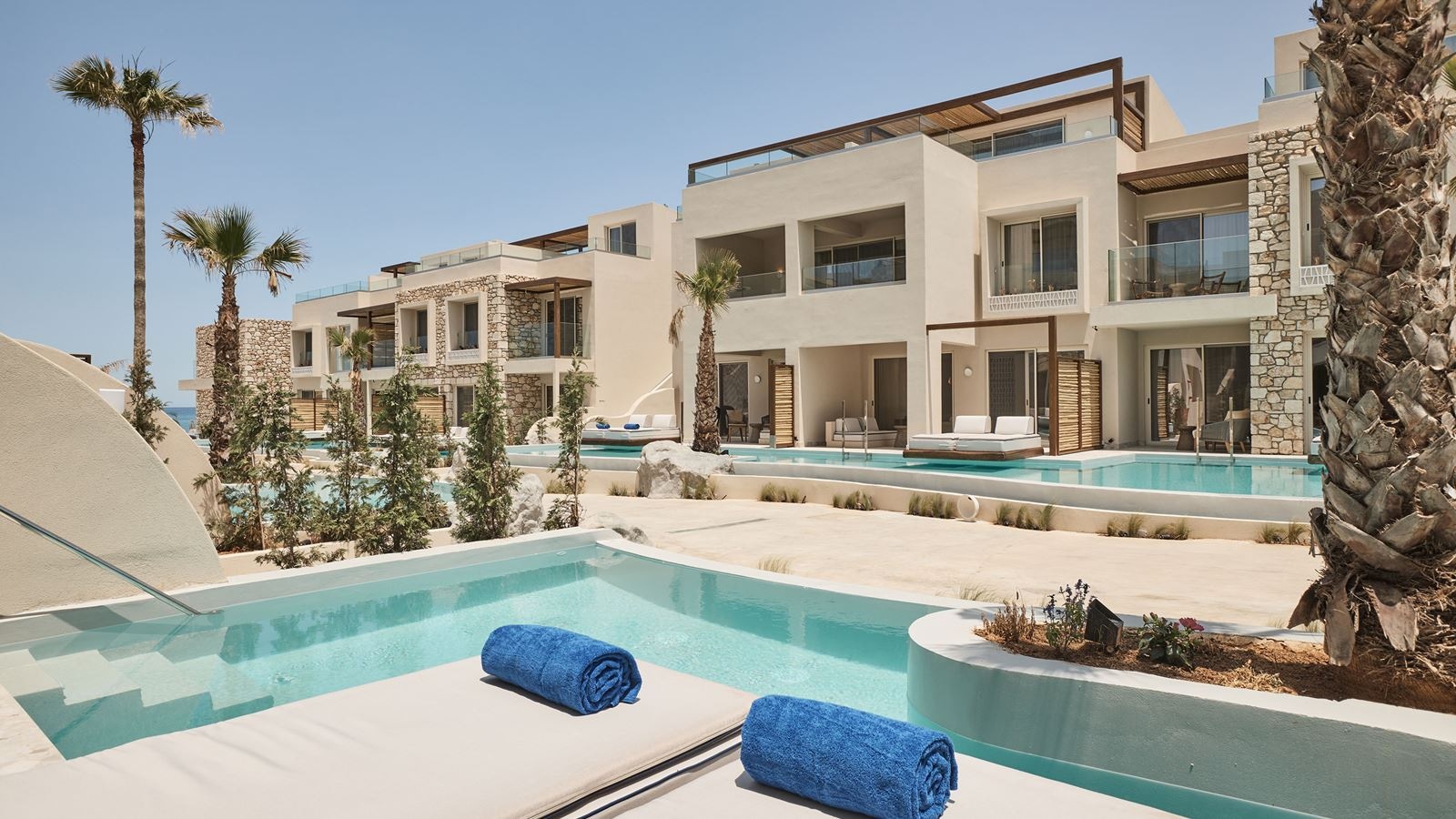 rooms-junior-suite-privatepool