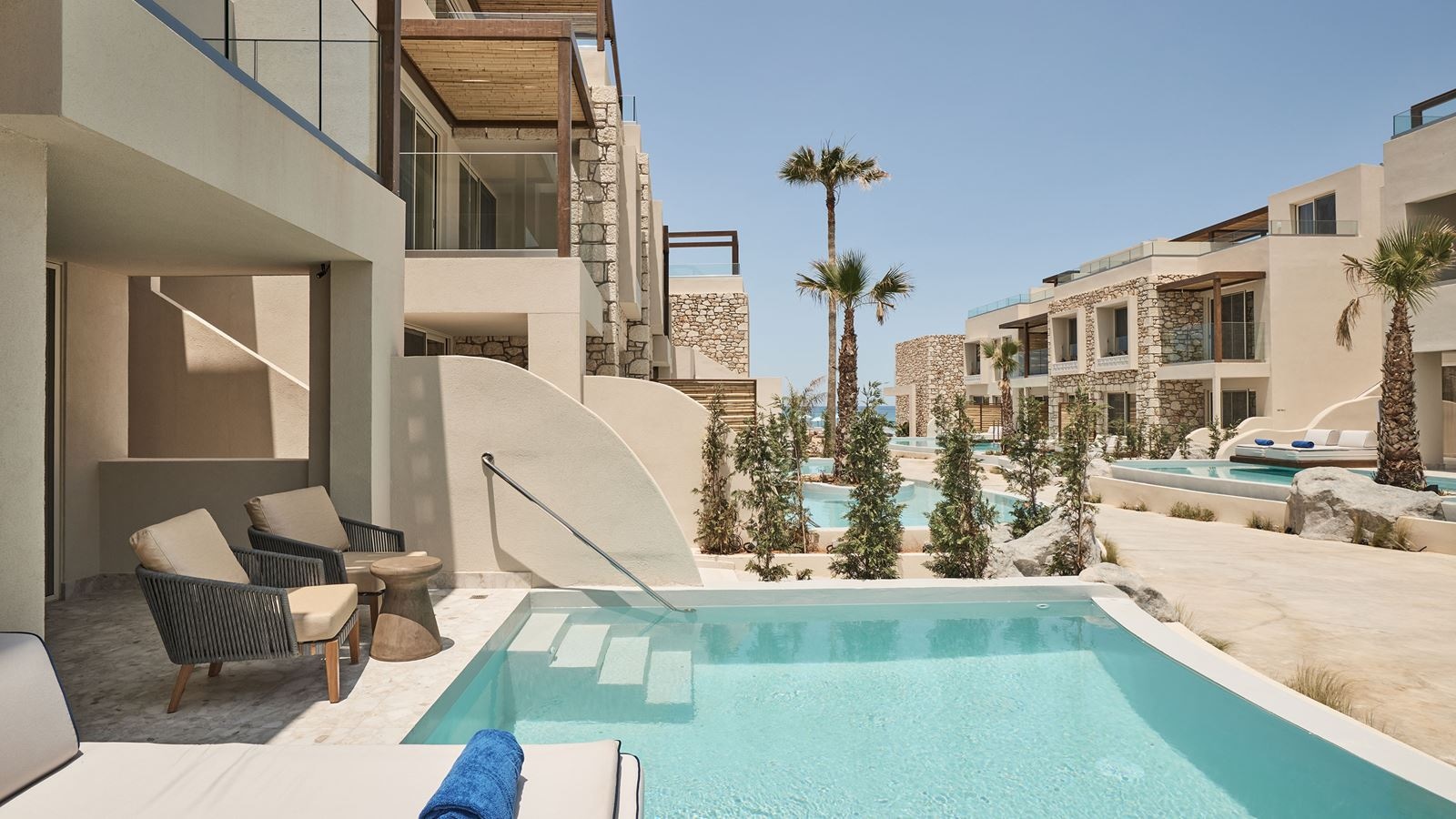 rooms-junior-suite-privatepool