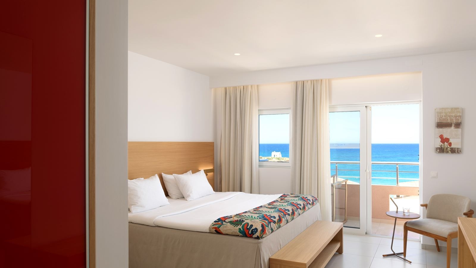 rooms-aqua-marine-suite-sea-view