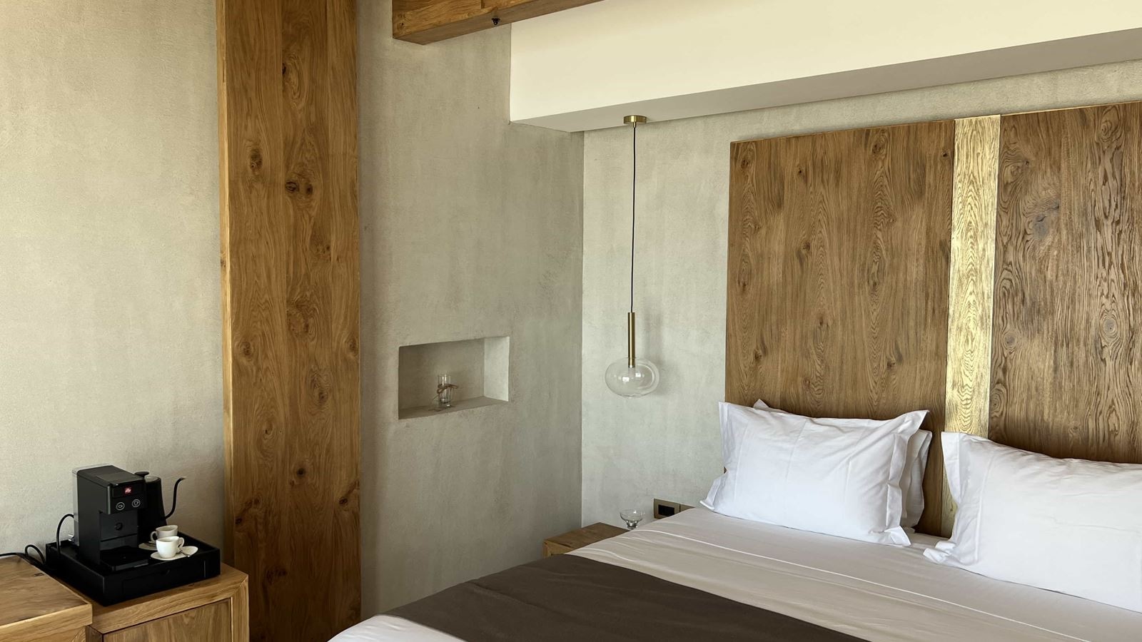 rooms-premium-double-room-seaview-balcony-or-terrace