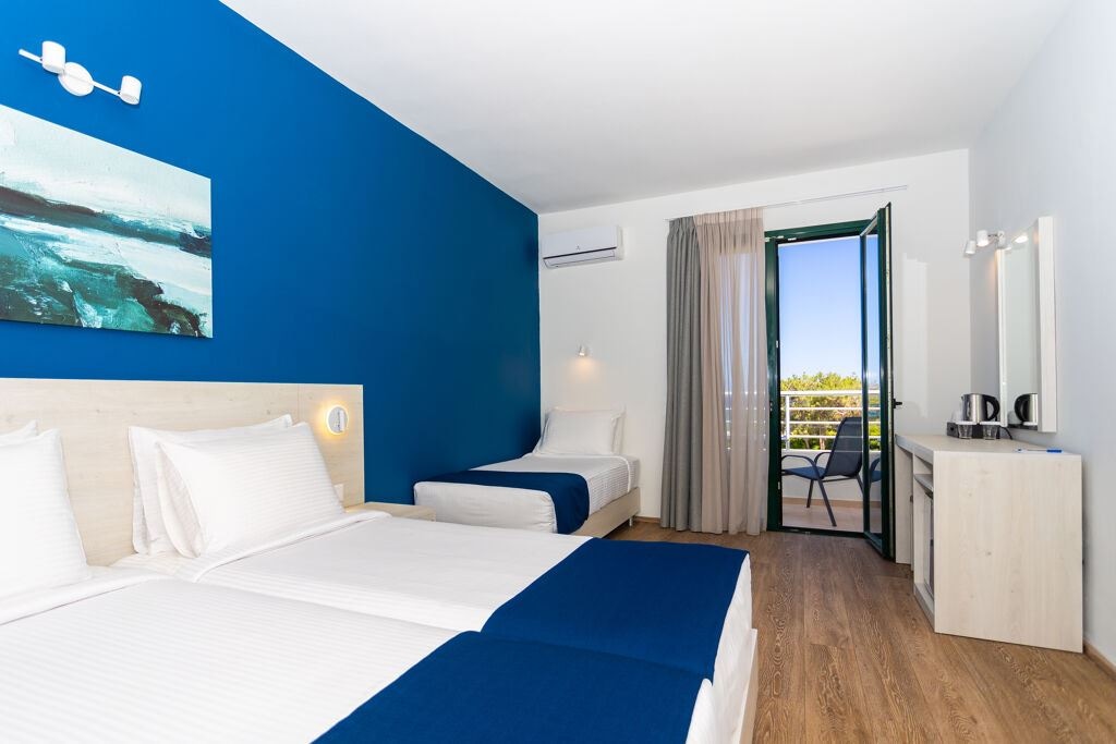 rooms-room-double-sea-view