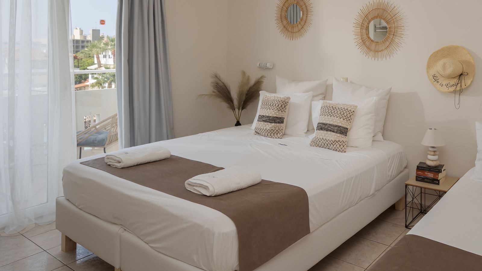 rooms-standard-triple