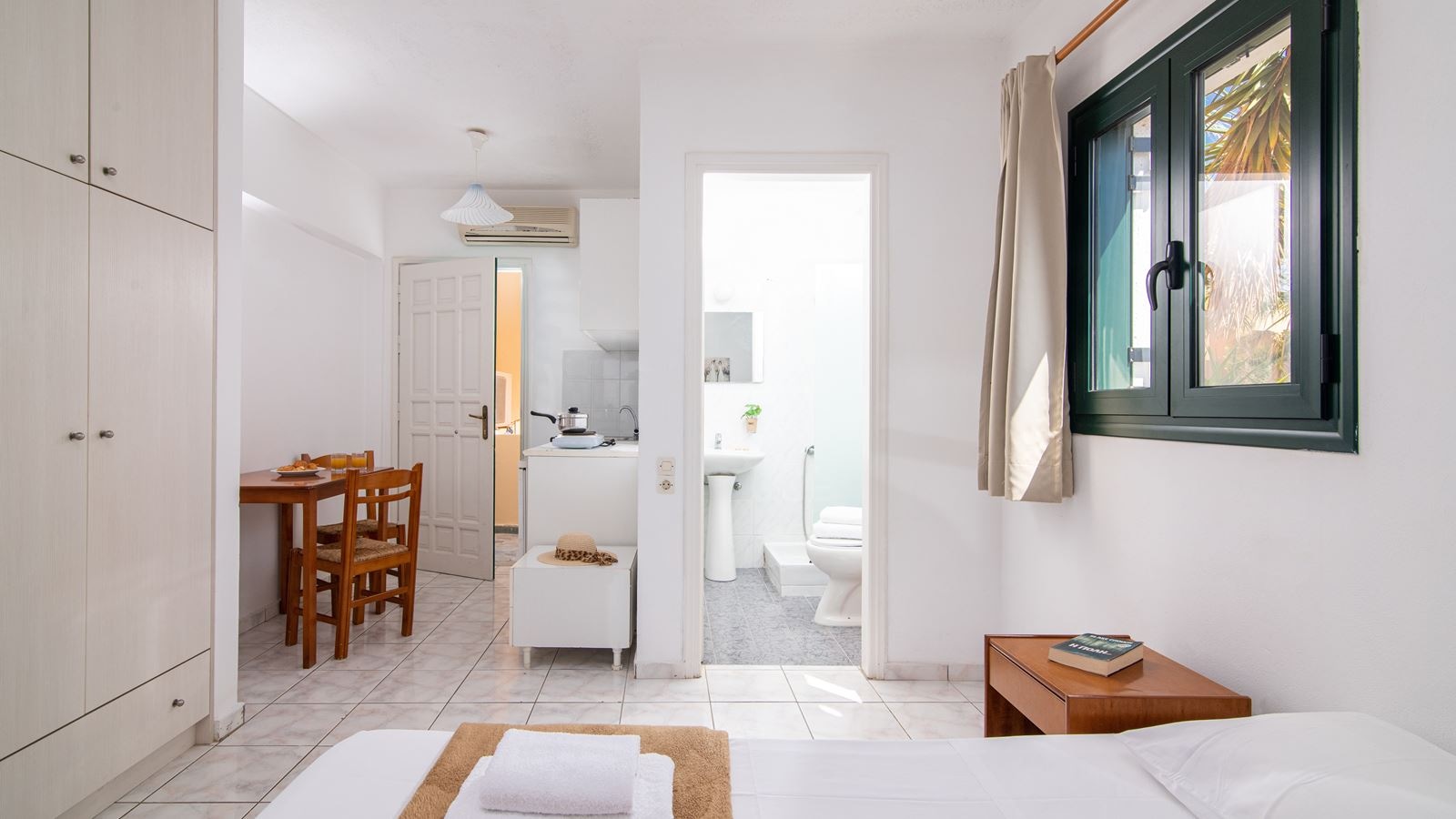 rooms-studio-with-sea-view