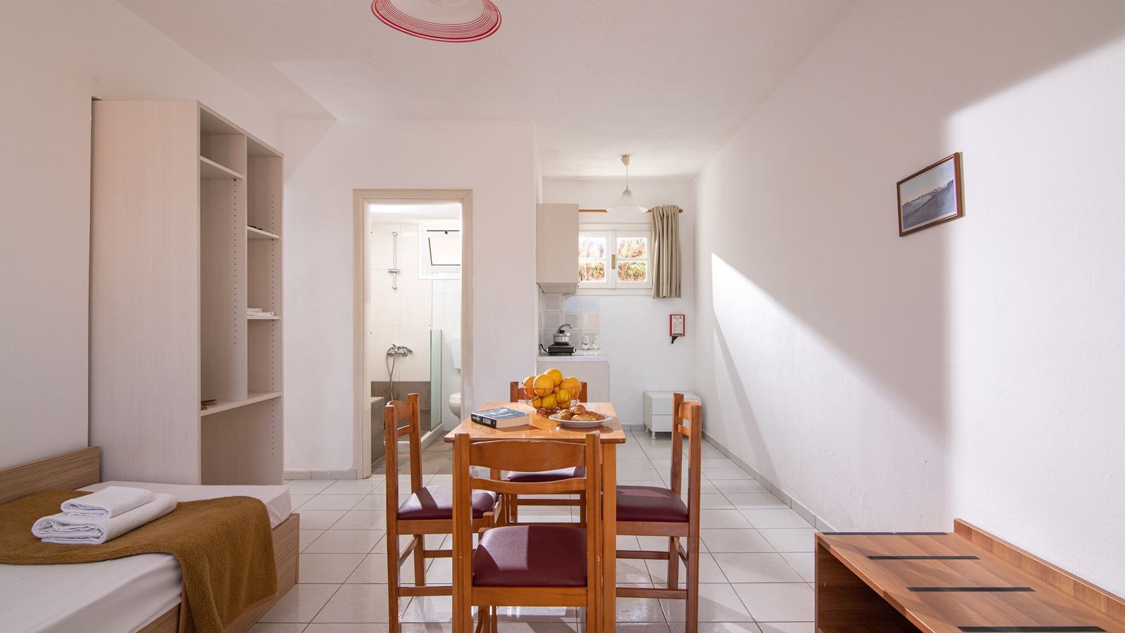 rooms-one-bedroom-apartment-with-garden-or-pool-view